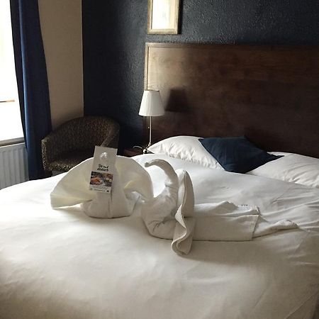 The Duke Of Wellington Wetherspoon Hotel Minehead Bagian luar foto