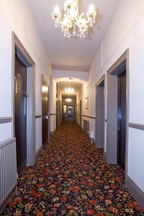 The Duke Of Wellington Wetherspoon Hotel Minehead Bagian luar foto