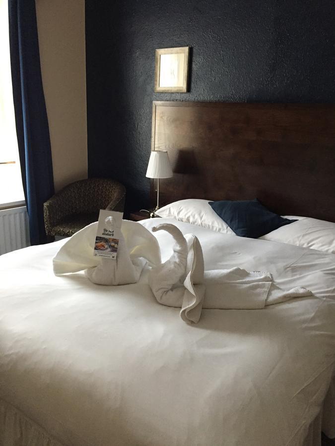The Duke Of Wellington Wetherspoon Hotel Minehead Bagian luar foto